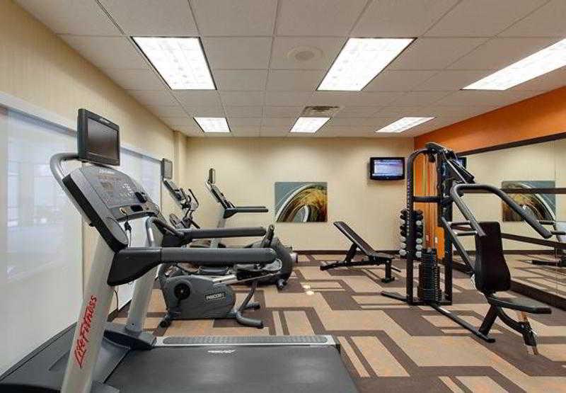 Courtyard By Marriott Chicago Schaumburg/Woodfield Mall Eksteriør billede