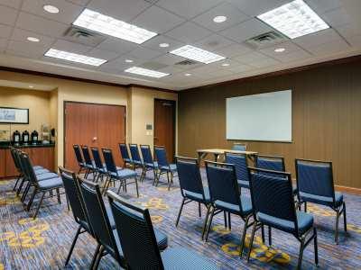 Courtyard By Marriott Chicago Schaumburg/Woodfield Mall Eksteriør billede