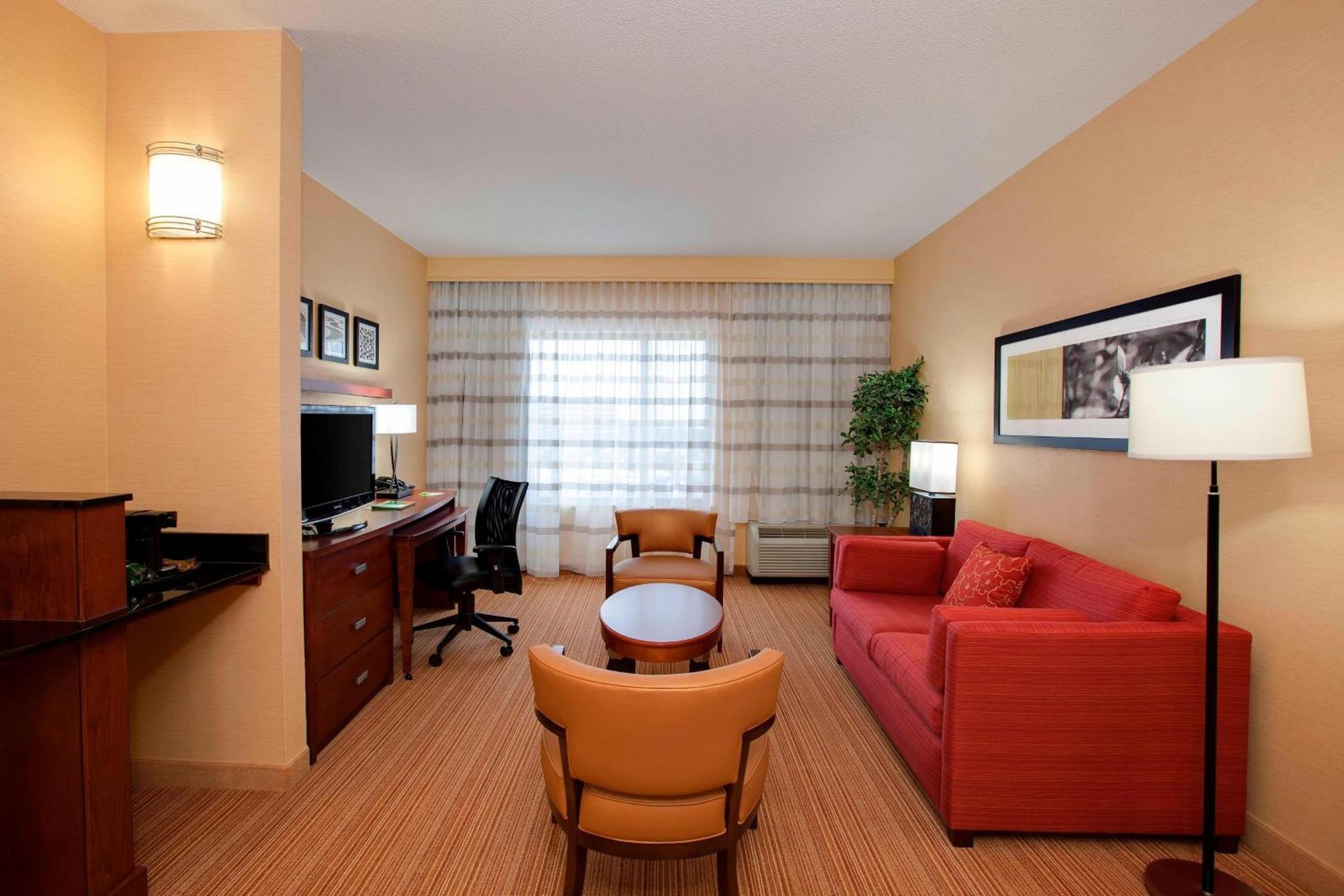 Courtyard By Marriott Chicago Schaumburg/Woodfield Mall Eksteriør billede