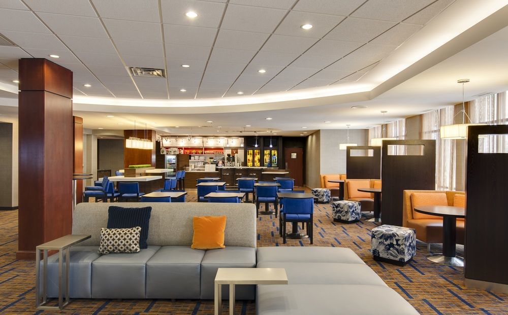 Courtyard By Marriott Chicago Schaumburg/Woodfield Mall Eksteriør billede