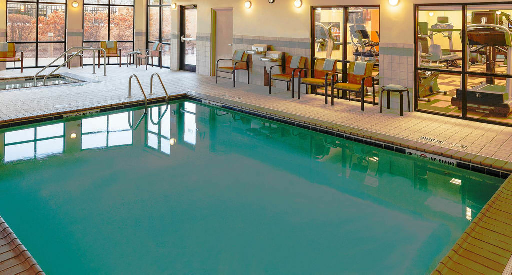 Courtyard By Marriott Chicago Schaumburg/Woodfield Mall Eksteriør billede